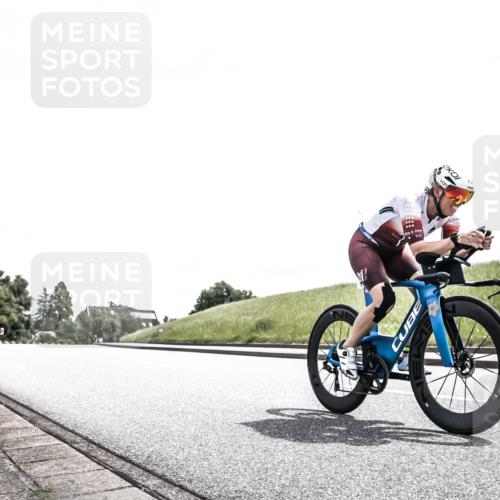 21.06.2026 - 29. Vierlanden-Triathlon H.Heesch http://msf.ph/oto/9907707 21.06.2026 13:15:20 Radfahren 1121 meine-sportfotos.de