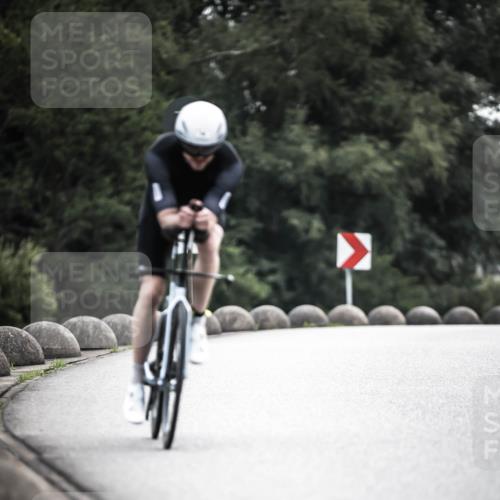 21.06.2026 - 29. Vierlanden-Triathlon H.Heesch http://msf.ph/oto/9907734 21.06.2026 09:23:10 Radfahren 14, 165 meine-sportfotos.de