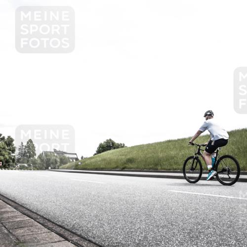 21.06.2026 - 29. Vierlanden-Triathlon H.Heesch http://msf.ph/oto/9907735 21.06.2026 13:17:45 Radfahren  meine-sportfotos.de