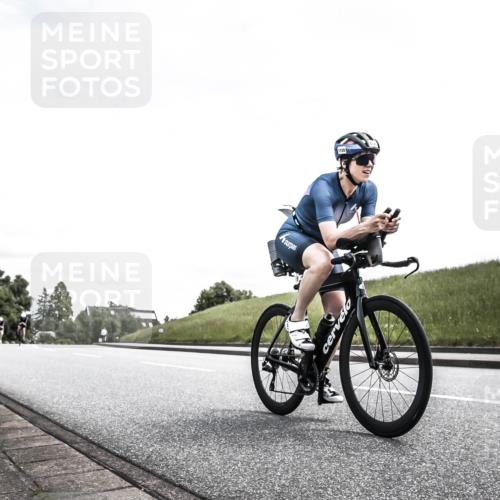 21.06.2026 - 29. Vierlanden-Triathlon H.Heesch http://msf.ph/oto/9907741 21.06.2026 13:17:56 Radfahren 1124, 1128, 1151, 1153 meine-sportfotos.de