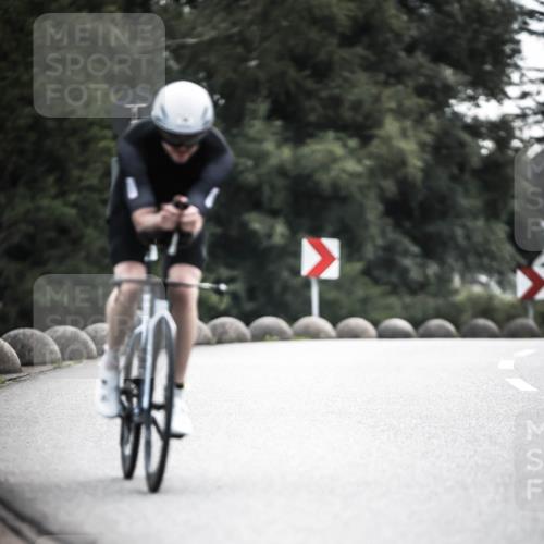 21.06.2026 - 29. Vierlanden-Triathlon H.Heesch http://msf.ph/oto/9907743 21.06.2026 09:23:10 Radfahren 14, 165 meine-sportfotos.de
