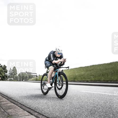 21.06.2026 - 29. Vierlanden-Triathlon H.Heesch http://msf.ph/oto/9907757 21.06.2026 13:18:07 Radfahren 1105, 1146, 1156, 1159 meine-sportfotos.de