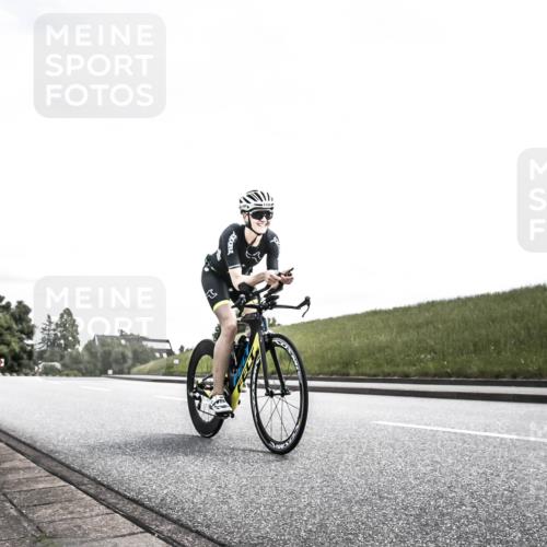 21.06.2026 - 29. Vierlanden-Triathlon H.Heesch http://msf.ph/oto/9907775 21.06.2026 13:18:17 Radfahren 1122, 1136, 1150 meine-sportfotos.de