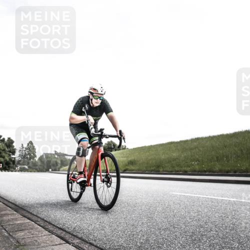 21.06.2026 - 29. Vierlanden-Triathlon H.Heesch http://msf.ph/oto/9907781 21.06.2026 13:18:19 Radfahren 1122, 1136, 1150 meine-sportfotos.de