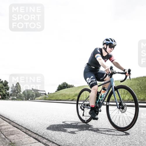 21.06.2026 - 29. Vierlanden-Triathlon H.Heesch http://msf.ph/oto/9907798 21.06.2026 13:20:42 Radfahren 1119, 1144, 1163 meine-sportfotos.de