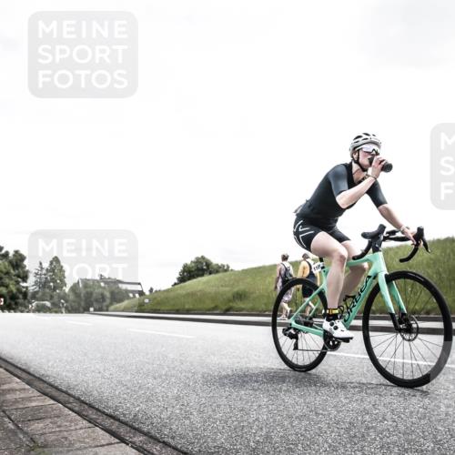 21.06.2026 - 29. Vierlanden-Triathlon H.Heesch http://msf.ph/oto/9907803 21.06.2026 13:21:16 Radfahren 1109 meine-sportfotos.de