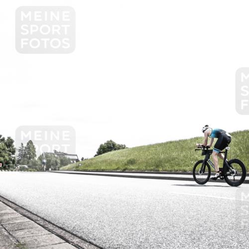 21.06.2026 - 29. Vierlanden-Triathlon H.Heesch http://msf.ph/oto/9907827 21.06.2026 13:26:47 Radfahren  meine-sportfotos.de