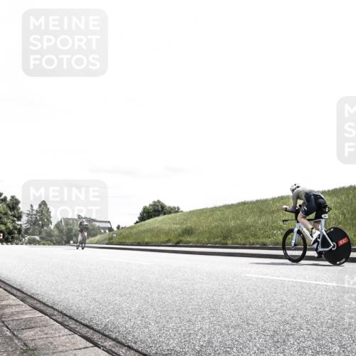 21.06.2026 - 29. Vierlanden-Triathlon H.Heesch http://msf.ph/oto/9907849 21.06.2026 13:28:21 Radfahren 1025, 1029, 1035, 1048 meine-sportfotos.de