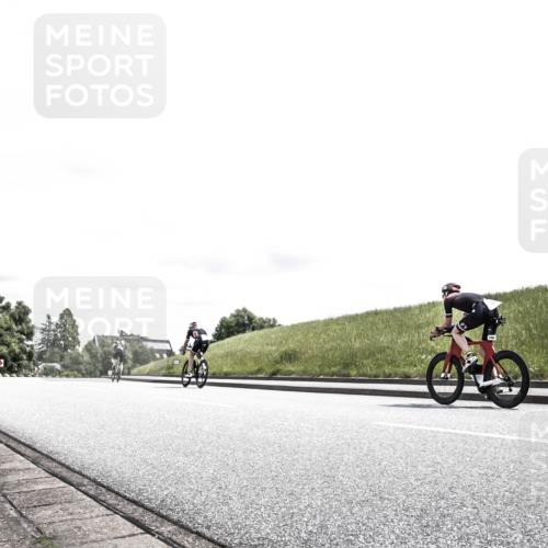 21.06.2026 - 29. Vierlanden-Triathlon H.Heesch http://msf.ph/oto/9907896 21.06.2026 13:29:33 Radfahren 1079, 1173, 1218 meine-sportfotos.de