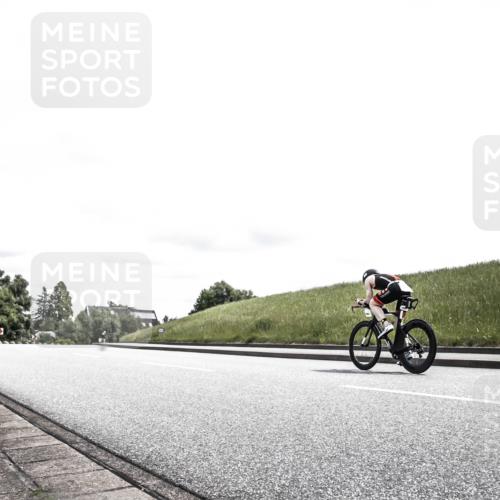 21.06.2026 - 29. Vierlanden-Triathlon H.Heesch http://msf.ph/oto/9907899 21.06.2026 13:29:59 Radfahren 1101, 1222 meine-sportfotos.de