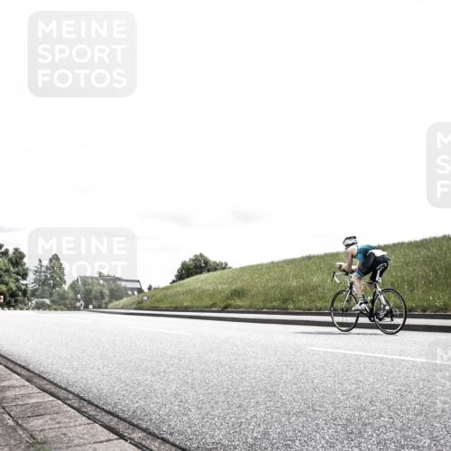 21.06.2026 - 29. Vierlanden-Triathlon H.Heesch http://msf.ph/oto/9907906 21.06.2026 13:30:16 Radfahren 1072 meine-sportfotos.de