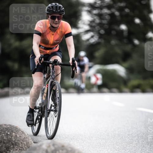 21.06.2026 - 29. Vierlanden-Triathlon H.Heesch http://msf.ph/oto/9907911 21.06.2026 10:26:33 Radfahren 46, 118, 119, 141, 155, 278, 328, 353, 374, 488 meine-sportfotos.de