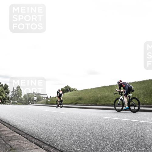 21.06.2026 - 29. Vierlanden-Triathlon H.Heesch http://msf.ph/oto/9907932 21.06.2026 13:32:28 Radfahren 1049, 1200 meine-sportfotos.de