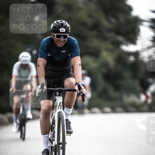 21.06.2026 - 29. Vierlanden-Triathlon H.Heesch http://msf.ph/oto/9907949 21.06.2026 09:23:42 Radfahren 91, 131, 166, 220, 252, 264, 266 meine-sportfotos.de
