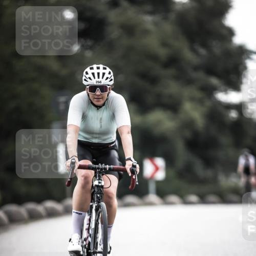 21.06.2026 - 29. Vierlanden-Triathlon H.Heesch http://msf.ph/oto/9907993 21.06.2026 09:23:43 Radfahren 91, 131, 155, 166, 220, 252, 264, 266 meine-sportfotos.de