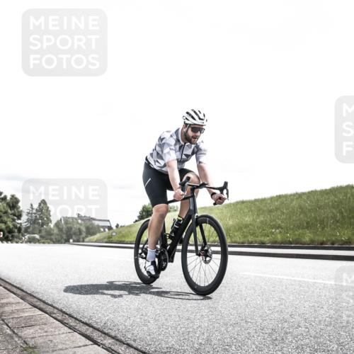 21.06.2026 - 29. Vierlanden-Triathlon H.Heesch http://msf.ph/oto/9908001 21.06.2026 13:34:05 Radfahren 1168, 1174, 1190, 1199 meine-sportfotos.de