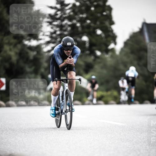 21.06.2026 - 29. Vierlanden-Triathlon H.Heesch http://msf.ph/oto/9908004 21.06.2026 10:26:50 Radfahren 112, 164, 184 meine-sportfotos.de
