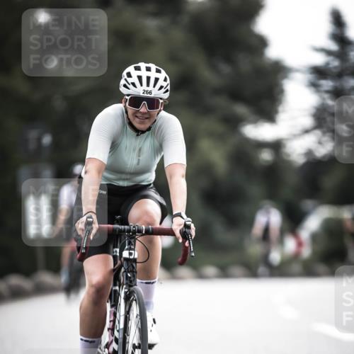 21.06.2026 - 29. Vierlanden-Triathlon H.Heesch http://msf.ph/oto/9908007 21.06.2026 09:23:43 Radfahren 91, 131, 155, 166, 220, 252, 264, 266 meine-sportfotos.de