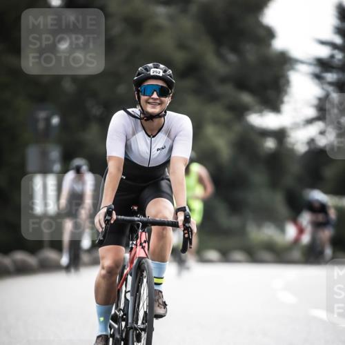 21.06.2026 - 29. Vierlanden-Triathlon H.Heesch http://msf.ph/oto/9908031 21.06.2026 09:23:46 Radfahren 131, 155, 166, 252, 264, 266, 301 meine-sportfotos.de