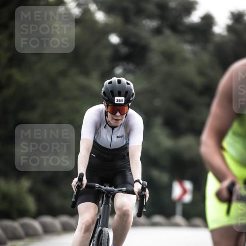 21.06.2026 - 29. Vierlanden-Triathlon H.Heesch http://msf.ph/oto/9908087 21.06.2026 09:23:49 Radfahren 155, 166, 252, 264, 301 meine-sportfotos.de