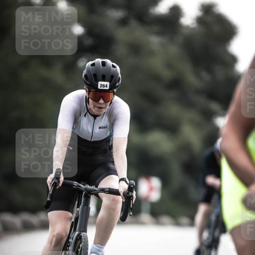 21.06.2026 - 29. Vierlanden-Triathlon H.Heesch http://msf.ph/oto/9908096 21.06.2026 09:23:50 Radfahren 155, 166, 175, 252, 264, 301 meine-sportfotos.de