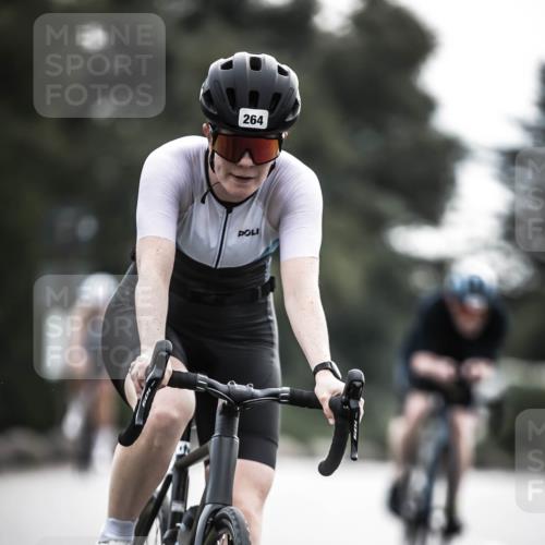 21.06.2026 - 29. Vierlanden-Triathlon H.Heesch http://msf.ph/oto/9908111 21.06.2026 09:23:50 Radfahren 155, 166, 175, 252, 264, 301 meine-sportfotos.de