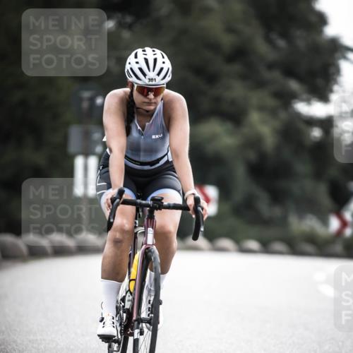 21.06.2026 - 29. Vierlanden-Triathlon H.Heesch http://msf.ph/oto/9908139 21.06.2026 09:23:53 Radfahren 155, 175, 264, 301 meine-sportfotos.de