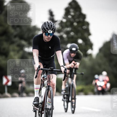 21.06.2026 - 29. Vierlanden-Triathlon H.Heesch http://msf.ph/oto/9908155 21.06.2026 10:27:04 Radfahren 43, 45, 64, 108, 128, 517, 600, 624 meine-sportfotos.de