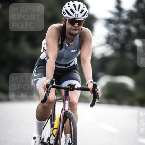 21.06.2026 - 29. Vierlanden-Triathlon H.Heesch http://msf.ph/oto/9908163 21.06.2026 09:23:53 Radfahren 155, 175, 264, 301 meine-sportfotos.de
