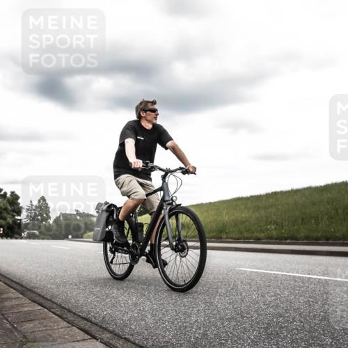 21.06.2026 - 29. Vierlanden-Triathlon H.Heesch http://msf.ph/oto/9908174 21.06.2026 14:31:57 Radfahren  meine-sportfotos.de
