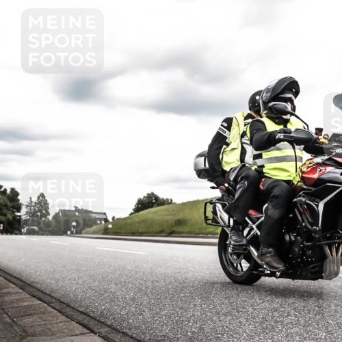 21.06.2026 - 29. Vierlanden-Triathlon H.Heesch http://msf.ph/oto/9908184 21.06.2026 14:34:49 Radfahren  meine-sportfotos.de