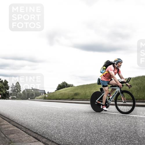 21.06.2026 - 29. Vierlanden-Triathlon H.Heesch http://msf.ph/oto/9908205 21.06.2026 14:39:05 Radfahren  meine-sportfotos.de