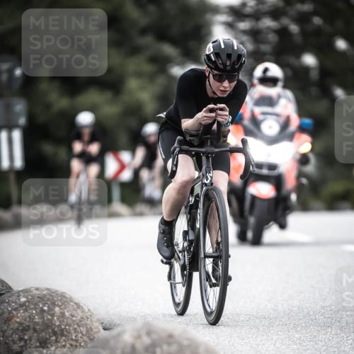 21.06.2026 - 29. Vierlanden-Triathlon H.Heesch http://msf.ph/oto/9908207 21.06.2026 10:27:08 Radfahren 24, 43, 45, 64, 89, 108, 486, 517, 600 meine-sportfotos.de