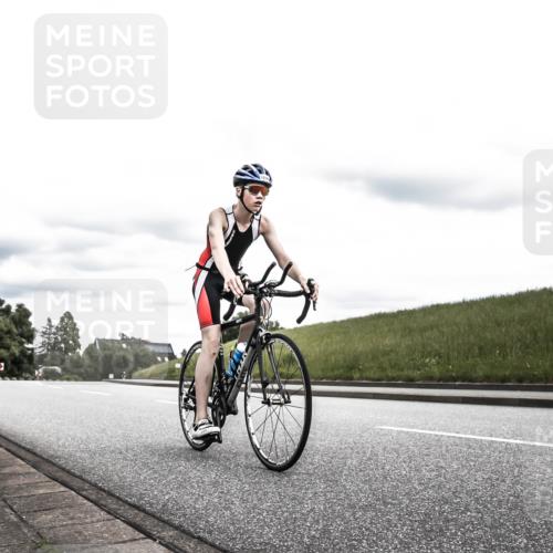21.06.2026 - 29. Vierlanden-Triathlon H.Heesch http://msf.ph/oto/9908208 21.06.2026 14:42:14 Radfahren 1246 meine-sportfotos.de