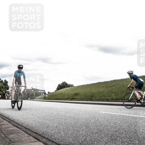 21.06.2026 - 29. Vierlanden-Triathlon H.Heesch http://msf.ph/oto/9908220 21.06.2026 14:42:32 Radfahren 1247, 1251, 1252 meine-sportfotos.de