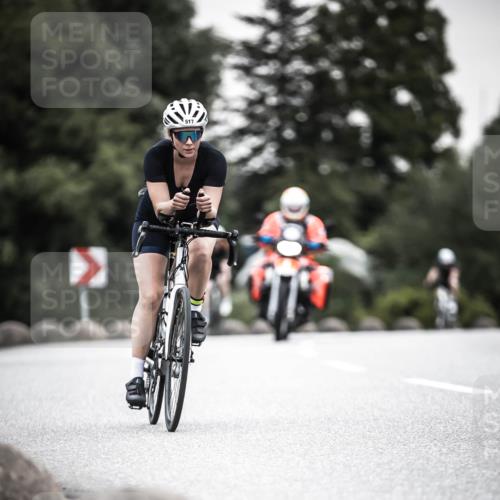 21.06.2026 - 29. Vierlanden-Triathlon H.Heesch http://msf.ph/oto/9908225 21.06.2026 10:27:10 Radfahren 24, 43, 89, 108, 486, 517, 600 meine-sportfotos.de