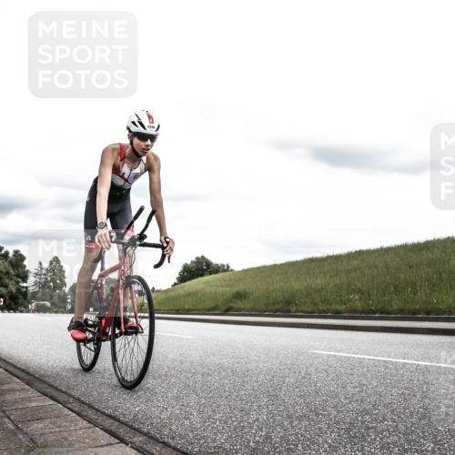 21.06.2026 - 29. Vierlanden-Triathlon H.Heesch http://msf.ph/oto/9908230 21.06.2026 14:42:38 Radfahren 1247, 1250, 1251 meine-sportfotos.de