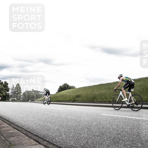 21.06.2026 - 29. Vierlanden-Triathlon H.Heesch http://msf.ph/oto/9908240 21.06.2026 14:42:44 Radfahren  meine-sportfotos.de