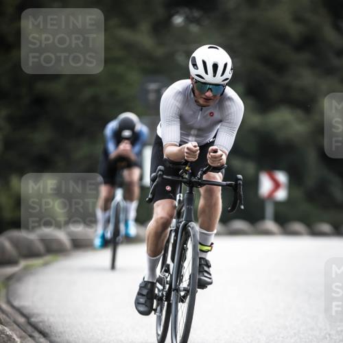 21.06.2026 - 29. Vierlanden-Triathlon H.Heesch http://msf.ph/oto/9908242 21.06.2026 09:24:08 Radfahren 62, 145, 184 meine-sportfotos.de