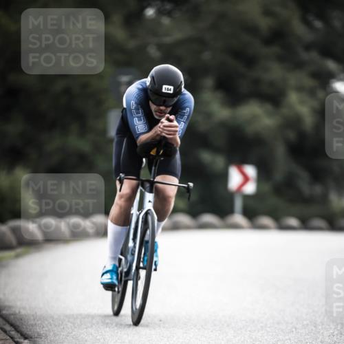 21.06.2026 - 29. Vierlanden-Triathlon H.Heesch http://msf.ph/oto/9908247 21.06.2026 09:24:09 Radfahren 62, 145, 184 meine-sportfotos.de