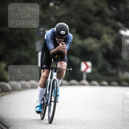 21.06.2026 - 29. Vierlanden-Triathlon H.Heesch http://msf.ph/oto/9908249 21.06.2026 09:24:09 Radfahren 62, 145, 184 meine-sportfotos.de