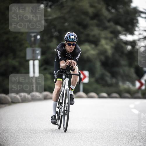 21.06.2026 - 29. Vierlanden-Triathlon H.Heesch http://msf.ph/oto/9908279 21.06.2026 09:24:54 Radfahren 39, 44, 61, 199 meine-sportfotos.de