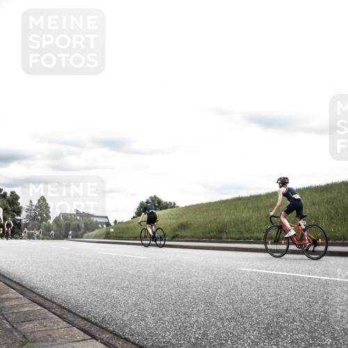 21.06.2026 - 29. Vierlanden-Triathlon H.Heesch http://msf.ph/oto/9908280 21.06.2026 14:43:11 Radfahren 1254, 1293 meine-sportfotos.de