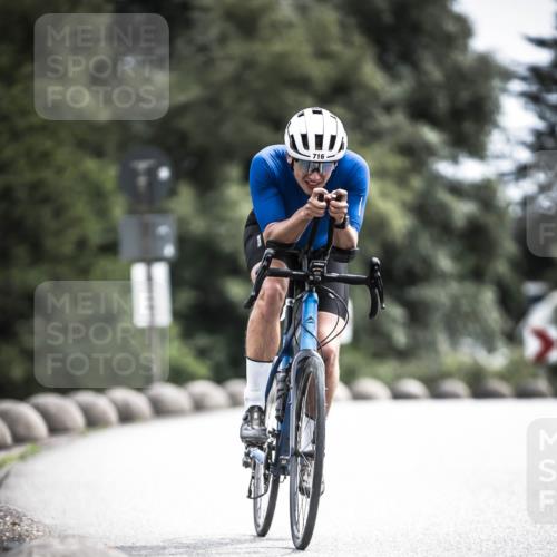 21.06.2026 - 29. Vierlanden-Triathlon H.Heesch http://msf.ph/oto/9908284 21.06.2026 11:45:05 Radfahren 255, 696 meine-sportfotos.de