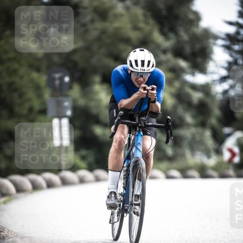21.06.2026 - 29. Vierlanden-Triathlon H.Heesch http://msf.ph/oto/9908286 21.06.2026 11:45:05 Radfahren 255, 696 meine-sportfotos.de