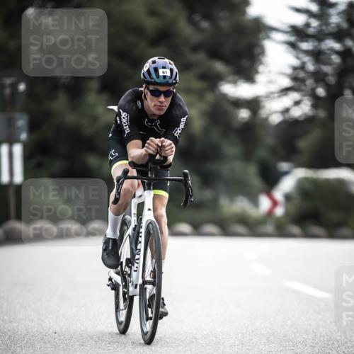 21.06.2026 - 29. Vierlanden-Triathlon H.Heesch http://msf.ph/oto/9908296 21.06.2026 09:24:55 Radfahren 39, 44, 61, 199 meine-sportfotos.de
