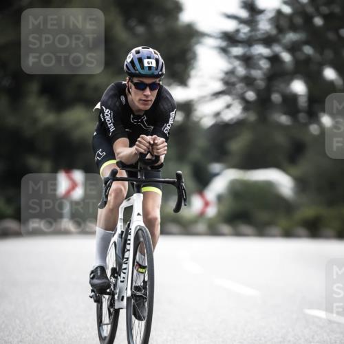 21.06.2026 - 29. Vierlanden-Triathlon H.Heesch http://msf.ph/oto/9908307 21.06.2026 09:24:55 Radfahren 39, 44, 61, 199 meine-sportfotos.de