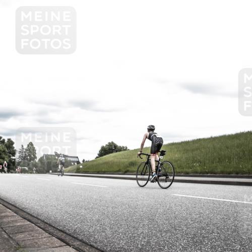21.06.2026 - 29. Vierlanden-Triathlon H.Heesch http://msf.ph/oto/9908315 21.06.2026 14:43:22 Radfahren 1232 meine-sportfotos.de