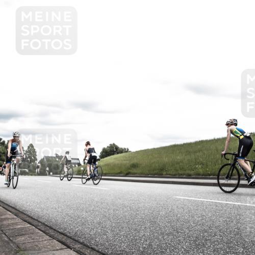 21.06.2026 - 29. Vierlanden-Triathlon H.Heesch http://msf.ph/oto/9908327 21.06.2026 14:43:26 Radfahren 1232, 1262, 1287 meine-sportfotos.de