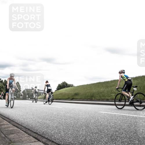 21.06.2026 - 29. Vierlanden-Triathlon H.Heesch http://msf.ph/oto/9908330 21.06.2026 14:43:27 Radfahren 1232, 1262, 1287 meine-sportfotos.de